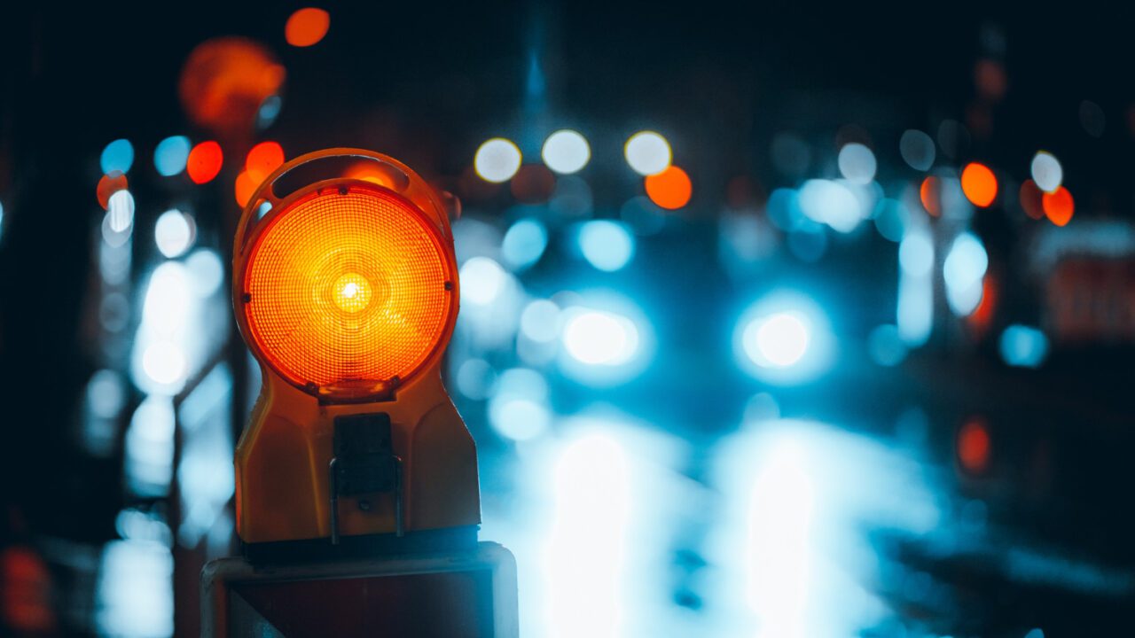 LED beacon warning lights in lamp street night